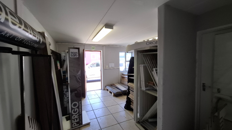 To Let commercial Property for Rent in Maitland Western Cape